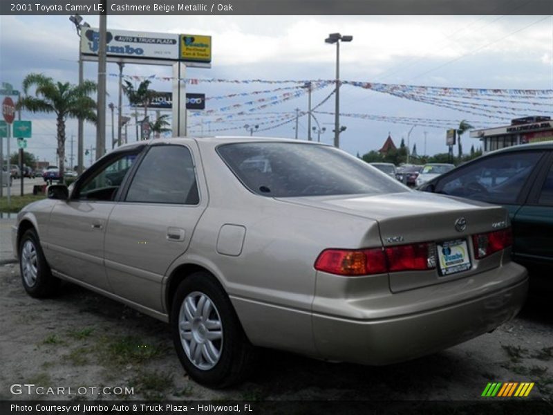 Cashmere Beige Metallic / Oak 2001 Toyota Camry LE