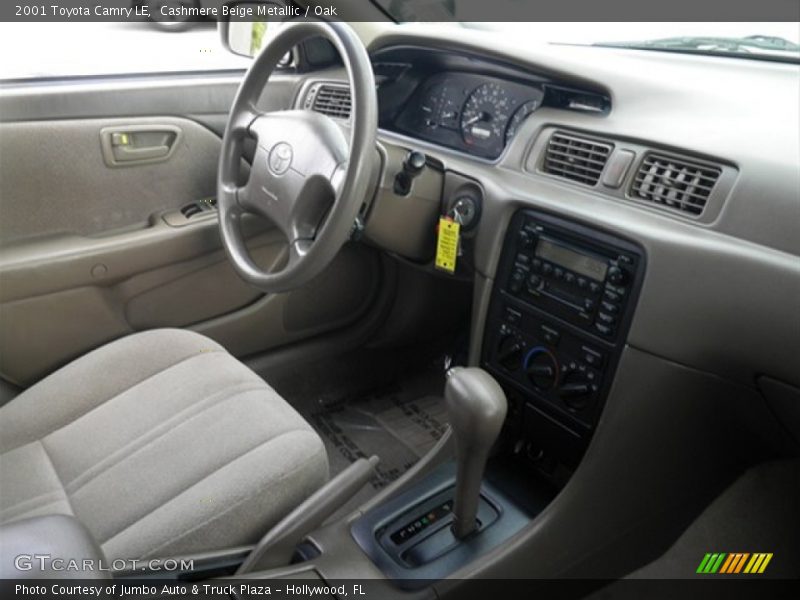 Cashmere Beige Metallic / Oak 2001 Toyota Camry LE