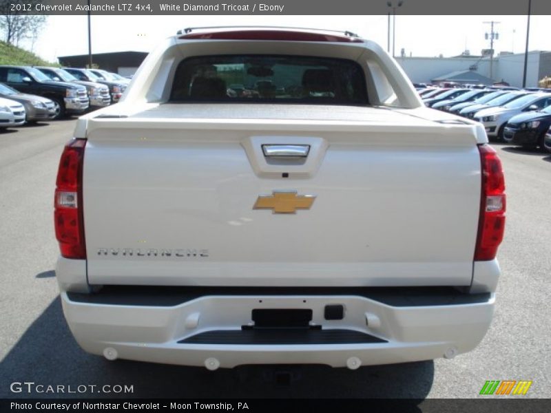 White Diamond Tricoat / Ebony 2012 Chevrolet Avalanche LTZ 4x4
