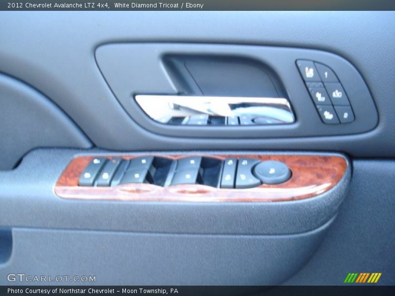 White Diamond Tricoat / Ebony 2012 Chevrolet Avalanche LTZ 4x4