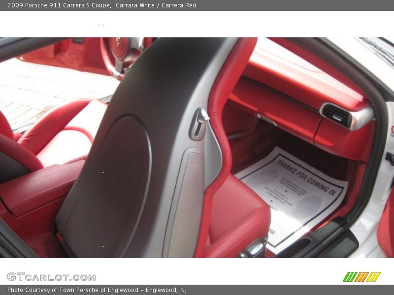Carrara White / Carrera Red 2009 Porsche 911 Carrera S Coupe