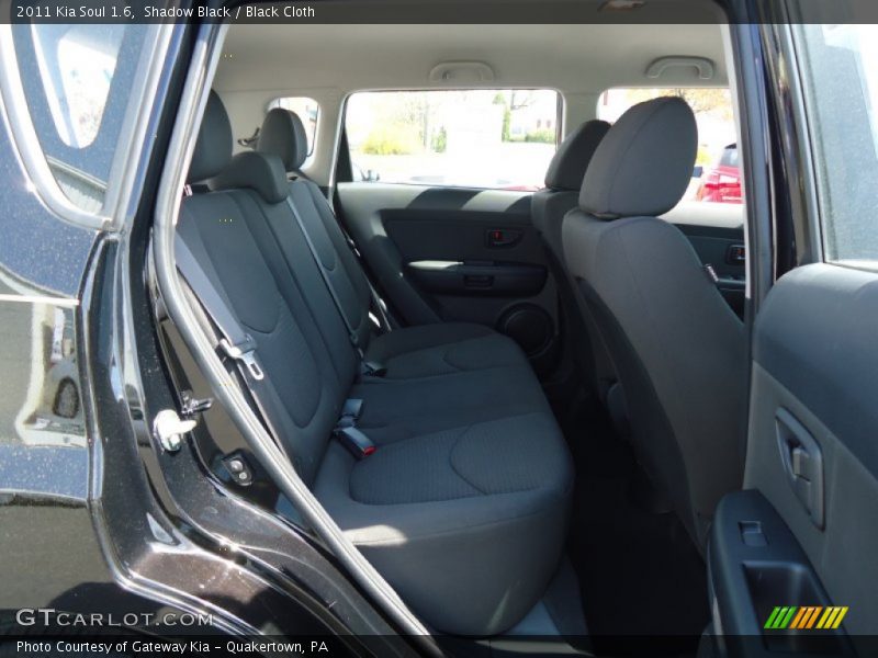 Shadow Black / Black Cloth 2011 Kia Soul 1.6