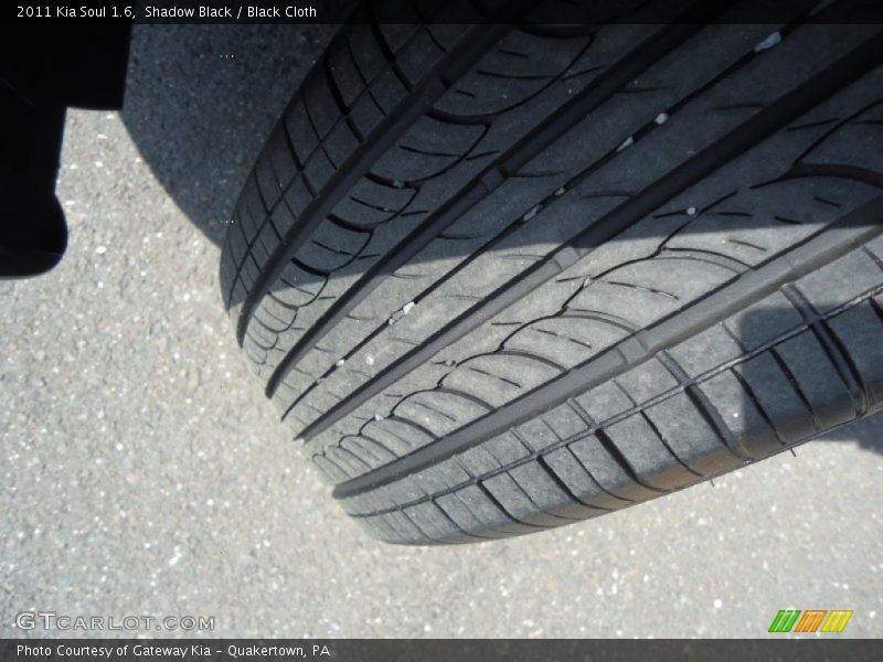 Shadow Black / Black Cloth 2011 Kia Soul 1.6