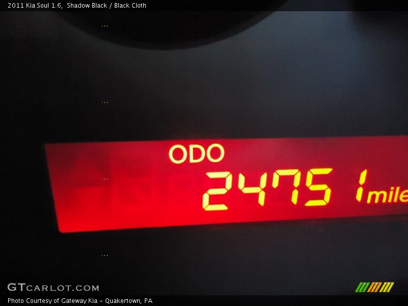 Shadow Black / Black Cloth 2011 Kia Soul 1.6