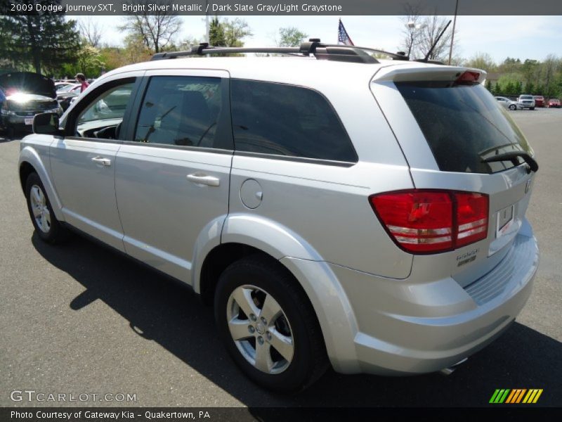 Bright Silver Metallic / Dark Slate Gray/Light Graystone 2009 Dodge Journey SXT