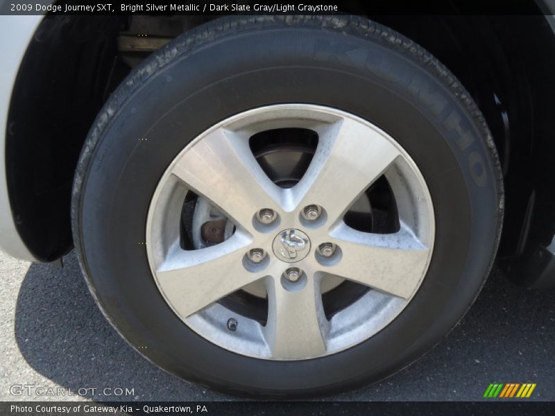 Bright Silver Metallic / Dark Slate Gray/Light Graystone 2009 Dodge Journey SXT