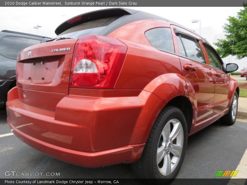 Sunburst Orange Pearl / Dark Slate Gray 2010 Dodge Caliber Mainstreet