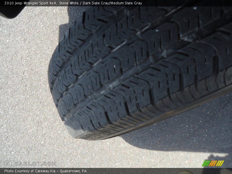 Stone White / Dark Slate Gray/Medium Slate Gray 2010 Jeep Wrangler Sport 4x4