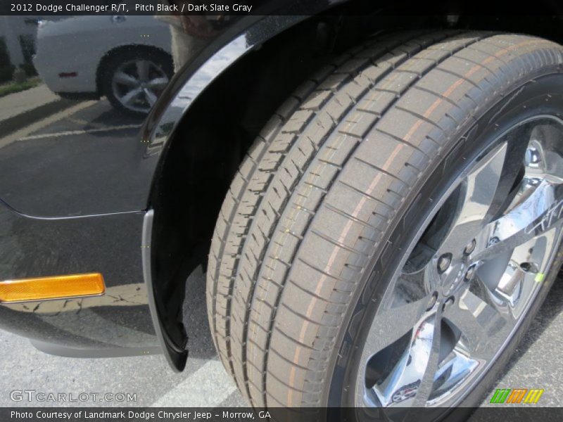 Pitch Black / Dark Slate Gray 2012 Dodge Challenger R/T