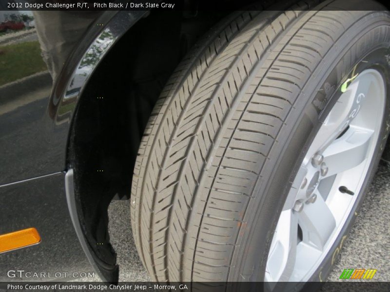 Pitch Black / Dark Slate Gray 2012 Dodge Challenger R/T