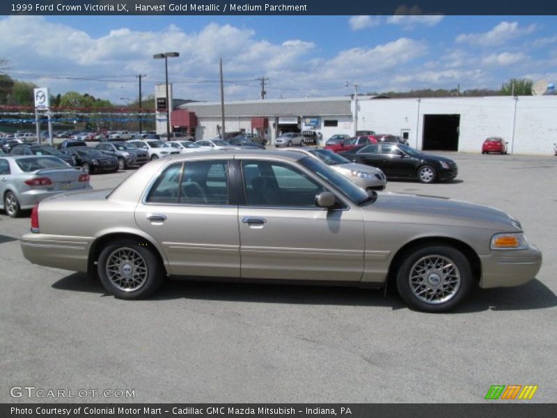Harvest Gold Metallic / Medium Parchment 1999 Ford Crown Victoria LX