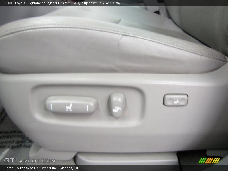 Super White / Ash Gray 2006 Toyota Highlander Hybrid Limited 4WD
