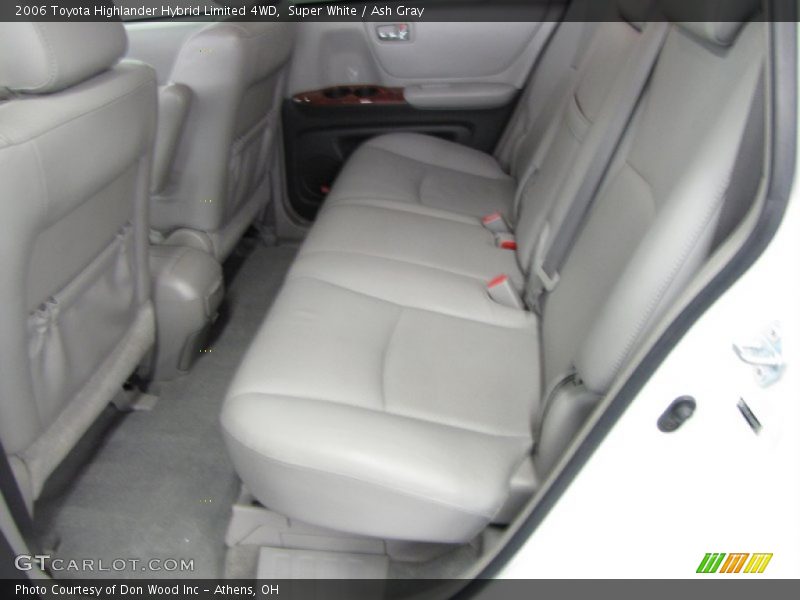 Super White / Ash Gray 2006 Toyota Highlander Hybrid Limited 4WD
