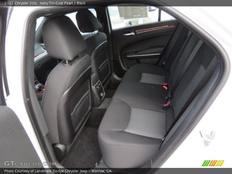 Ivory Tri-Coat Pearl / Black 2012 Chrysler 300
