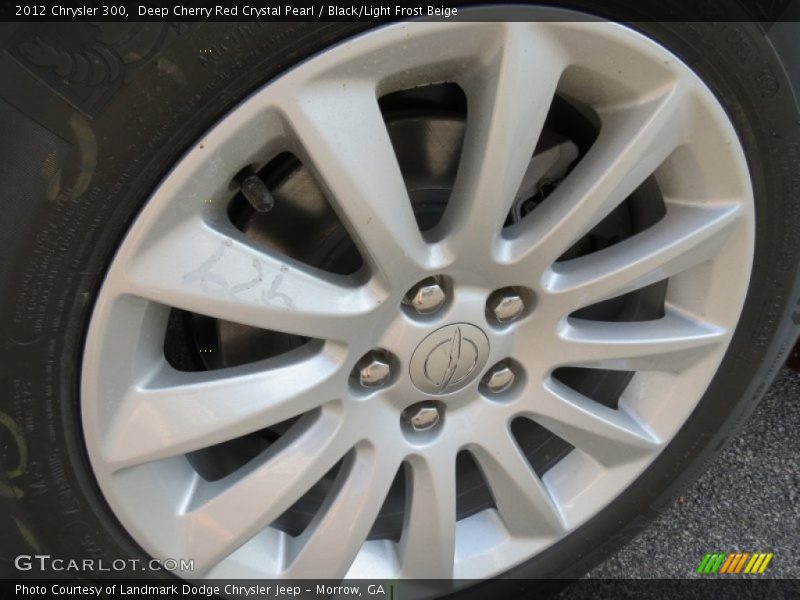 Deep Cherry Red Crystal Pearl / Black/Light Frost Beige 2012 Chrysler 300
