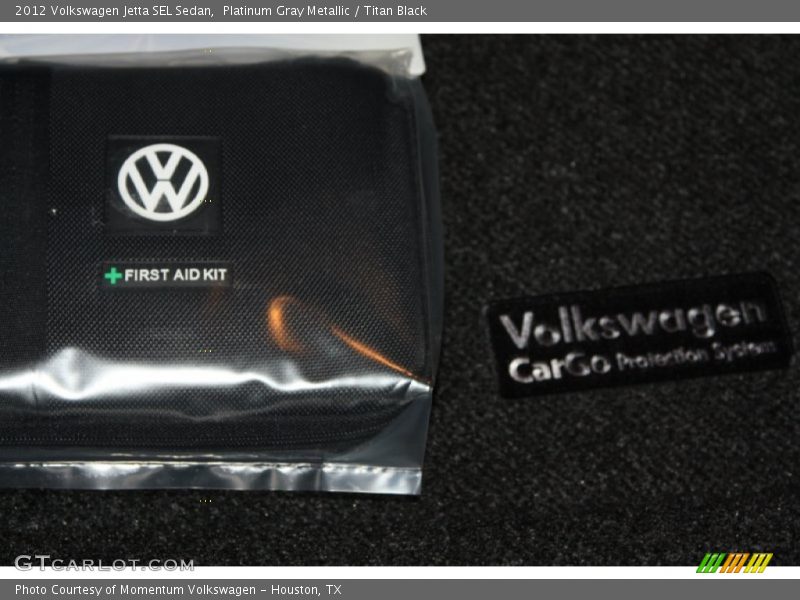 Platinum Gray Metallic / Titan Black 2012 Volkswagen Jetta SEL Sedan