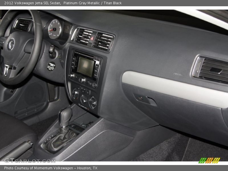 Platinum Gray Metallic / Titan Black 2012 Volkswagen Jetta SEL Sedan