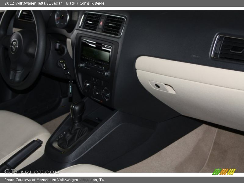 Black / Cornsilk Beige 2012 Volkswagen Jetta SE Sedan