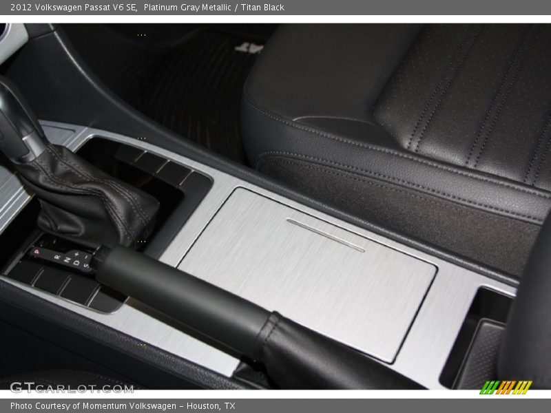 Platinum Gray Metallic / Titan Black 2012 Volkswagen Passat V6 SE