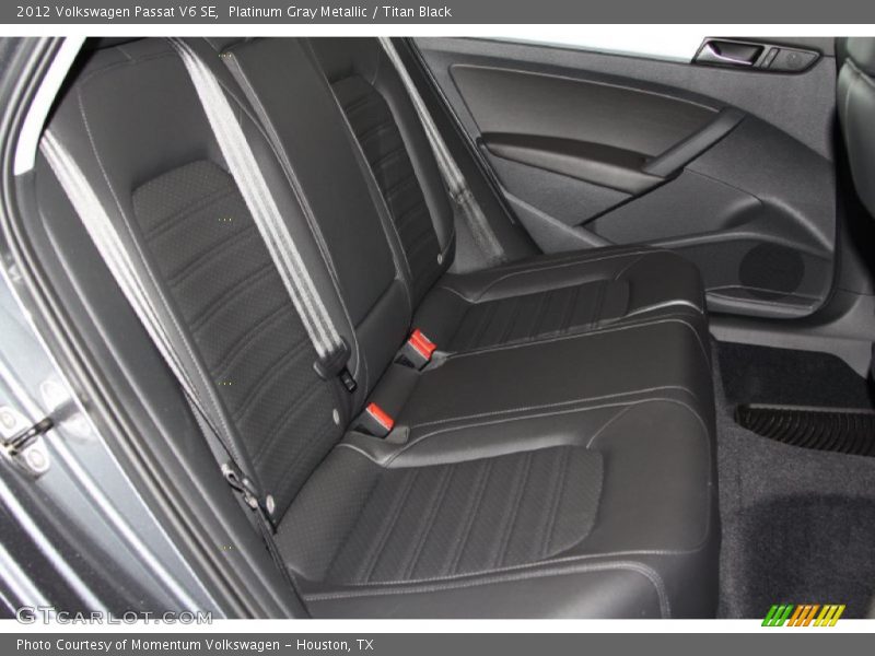 Platinum Gray Metallic / Titan Black 2012 Volkswagen Passat V6 SE