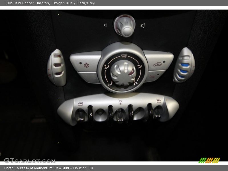 Oxygen Blue / Black/Grey 2009 Mini Cooper Hardtop
