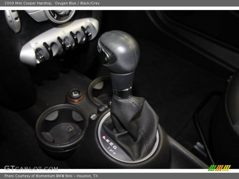 Oxygen Blue / Black/Grey 2009 Mini Cooper Hardtop