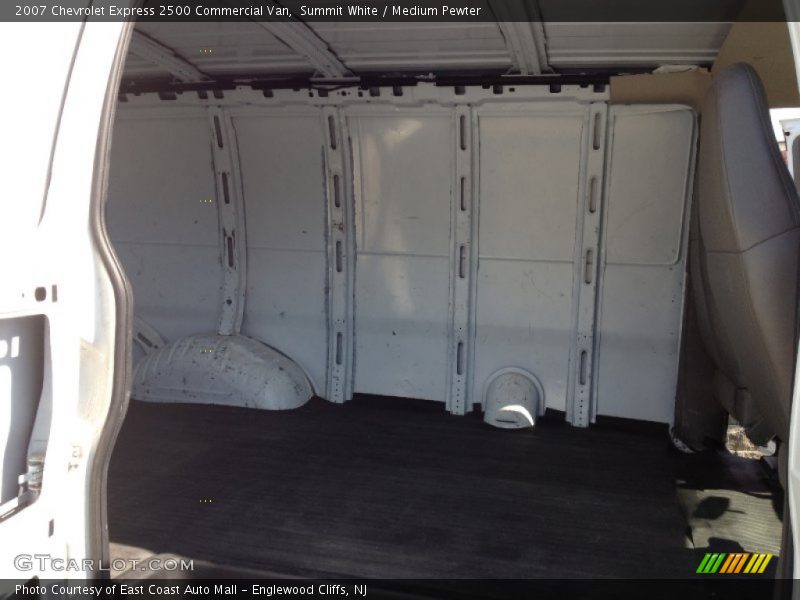 Summit White / Medium Pewter 2007 Chevrolet Express 2500 Commercial Van