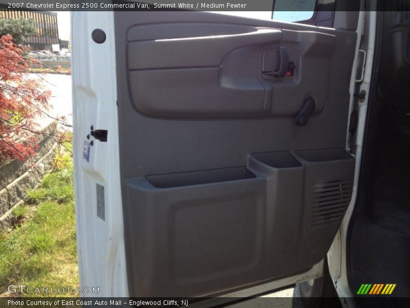 Summit White / Medium Pewter 2007 Chevrolet Express 2500 Commercial Van