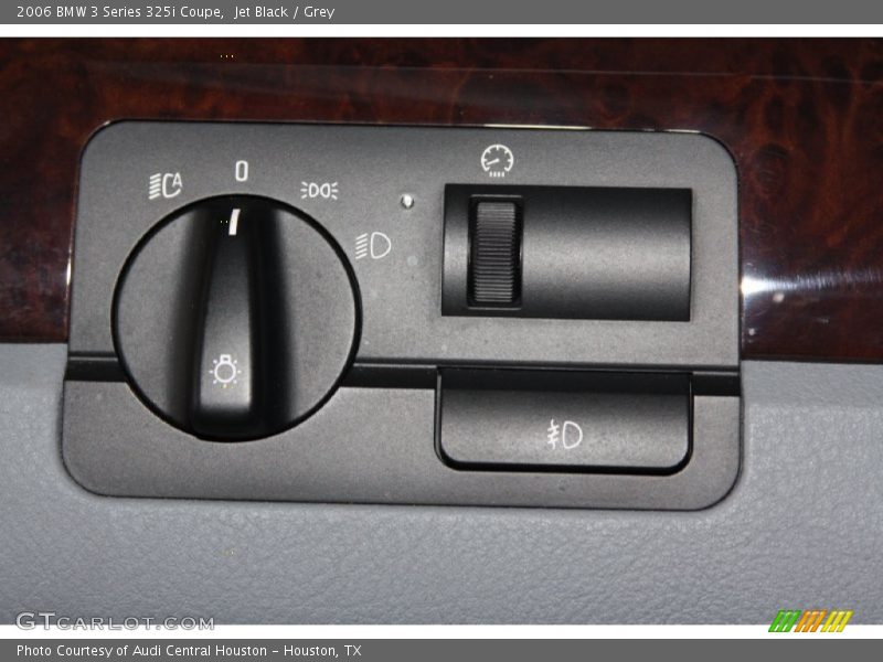 Jet Black / Grey 2006 BMW 3 Series 325i Coupe