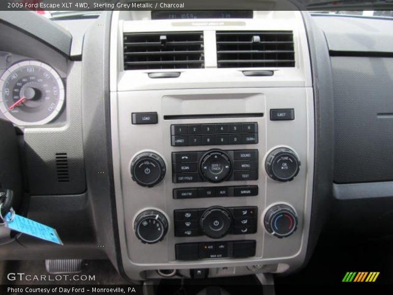 Sterling Grey Metallic / Charcoal 2009 Ford Escape XLT 4WD