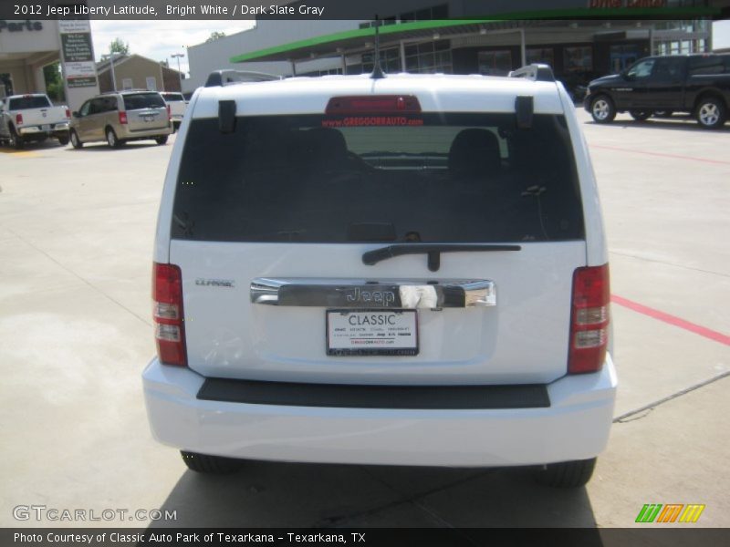 Bright White / Dark Slate Gray 2012 Jeep Liberty Latitude
