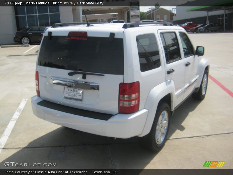 Bright White / Dark Slate Gray 2012 Jeep Liberty Latitude