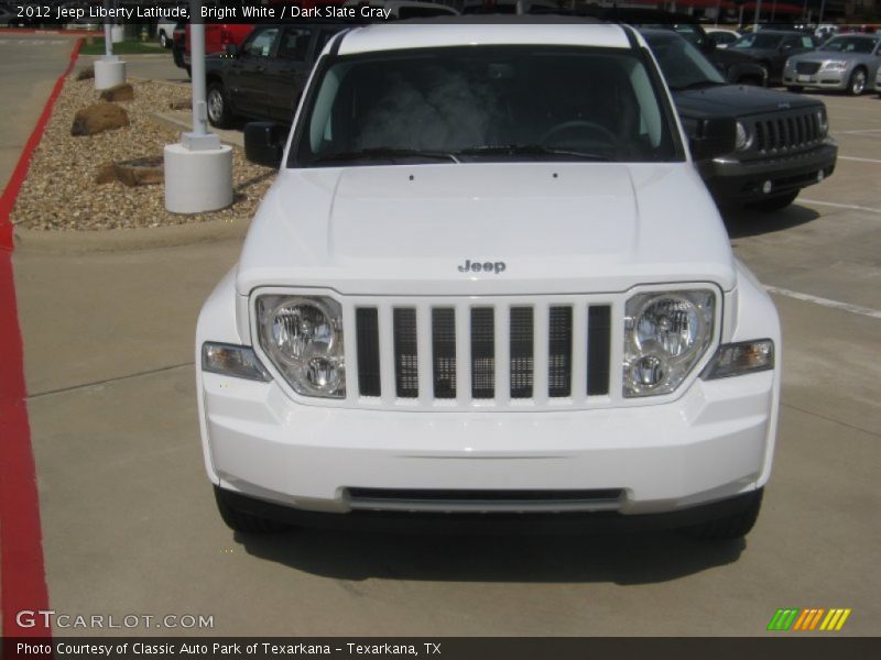 Bright White / Dark Slate Gray 2012 Jeep Liberty Latitude