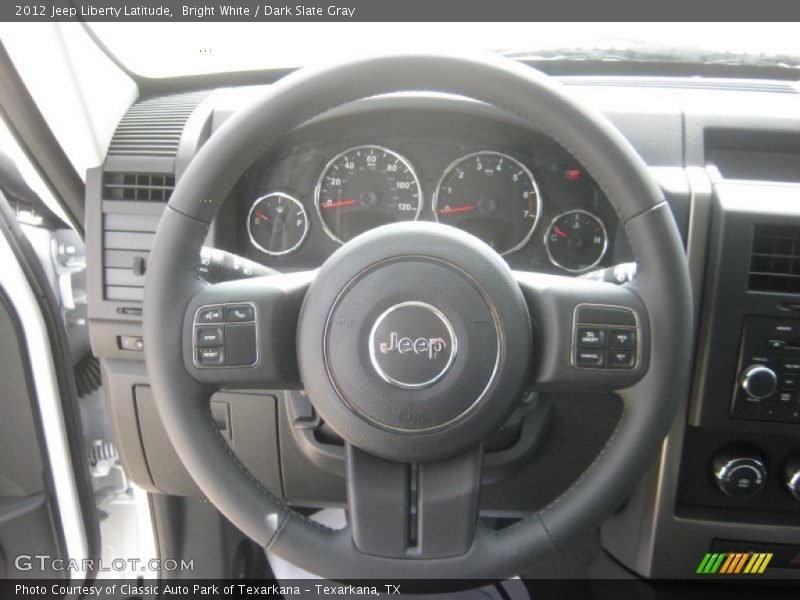 Bright White / Dark Slate Gray 2012 Jeep Liberty Latitude