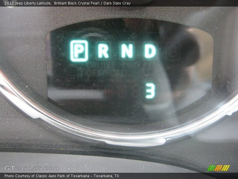 Brilliant Black Crystal Pearl / Dark Slate Gray 2012 Jeep Liberty Latitude