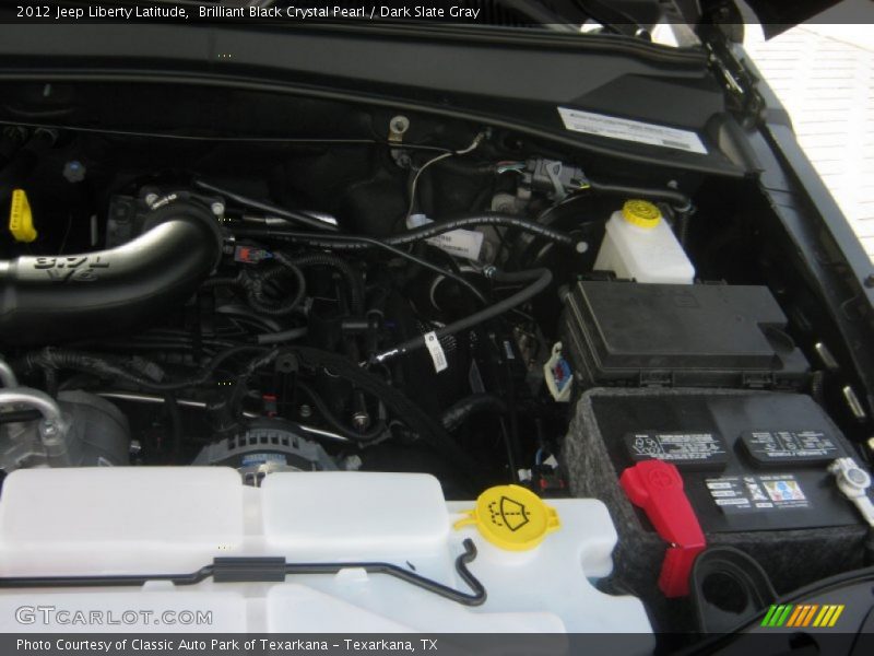 Brilliant Black Crystal Pearl / Dark Slate Gray 2012 Jeep Liberty Latitude