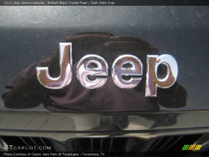Brilliant Black Crystal Pearl / Dark Slate Gray 2012 Jeep Liberty Latitude