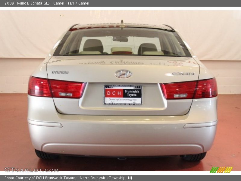 Camel Pearl / Camel 2009 Hyundai Sonata GLS