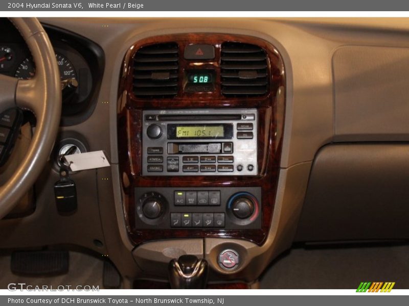 White Pearl / Beige 2004 Hyundai Sonata V6
