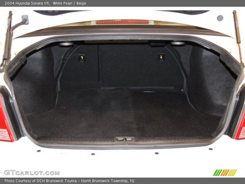 White Pearl / Beige 2004 Hyundai Sonata V6