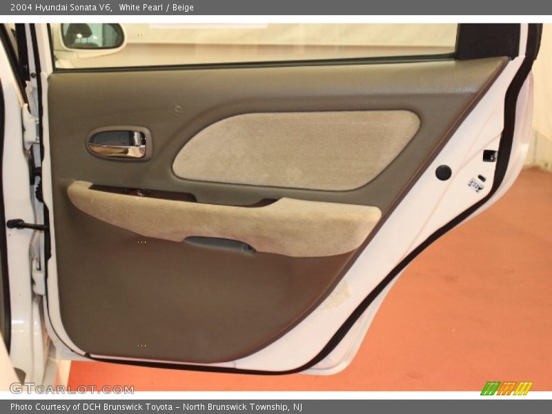 White Pearl / Beige 2004 Hyundai Sonata V6