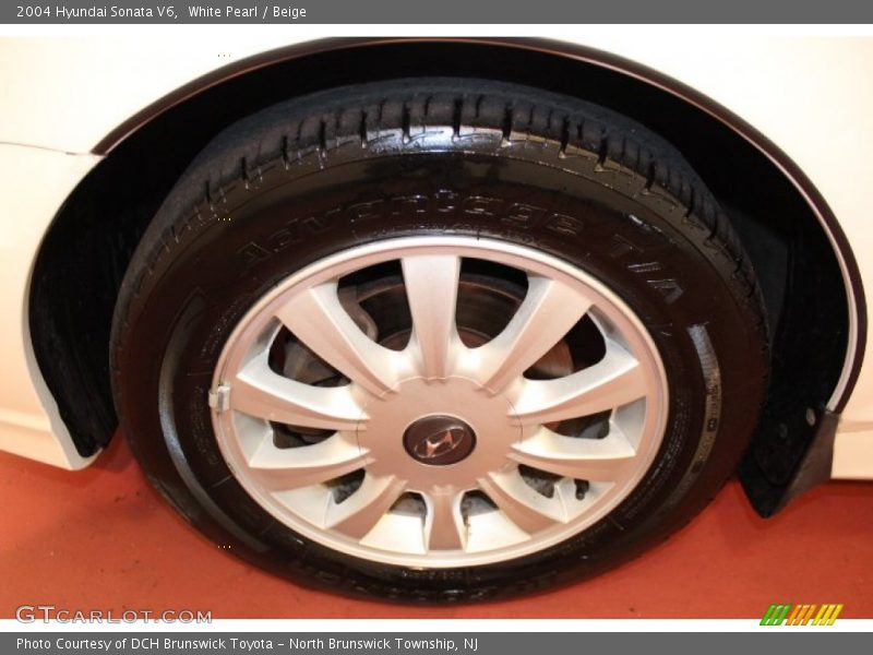 White Pearl / Beige 2004 Hyundai Sonata V6