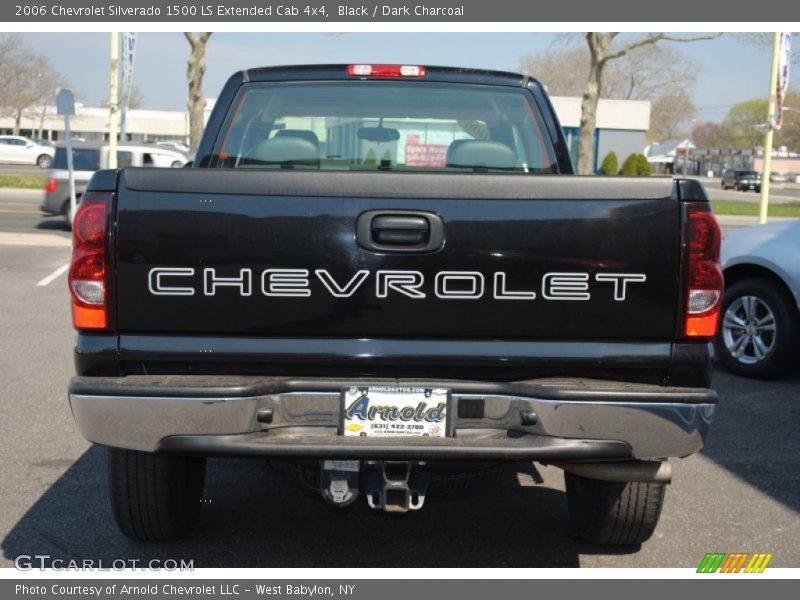 Black / Dark Charcoal 2006 Chevrolet Silverado 1500 LS Extended Cab 4x4