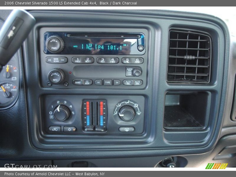 Black / Dark Charcoal 2006 Chevrolet Silverado 1500 LS Extended Cab 4x4