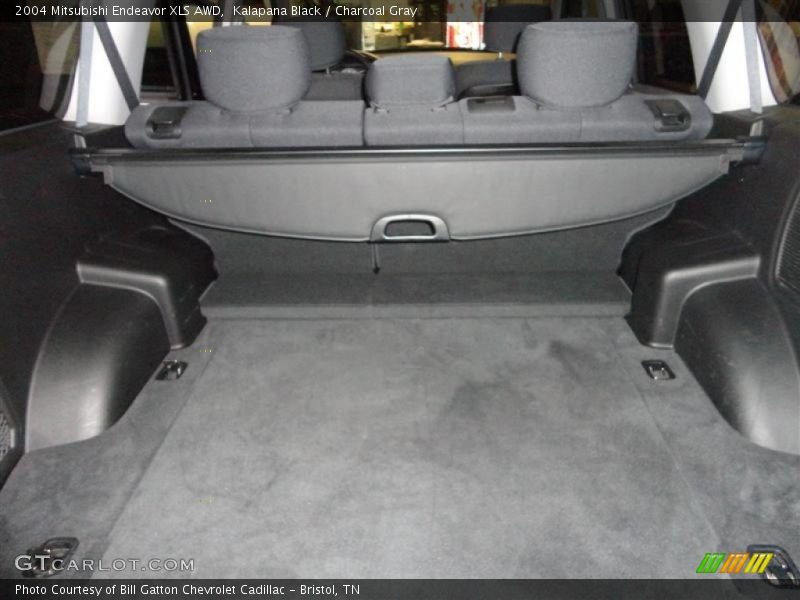 Kalapana Black / Charcoal Gray 2004 Mitsubishi Endeavor XLS AWD