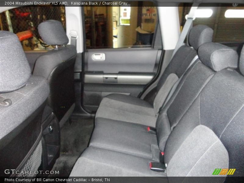Kalapana Black / Charcoal Gray 2004 Mitsubishi Endeavor XLS AWD