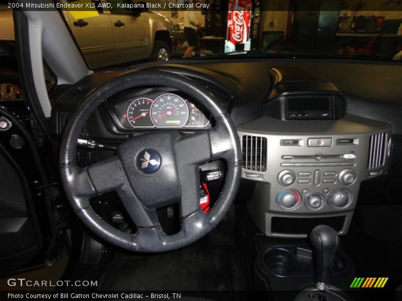 Kalapana Black / Charcoal Gray 2004 Mitsubishi Endeavor XLS AWD