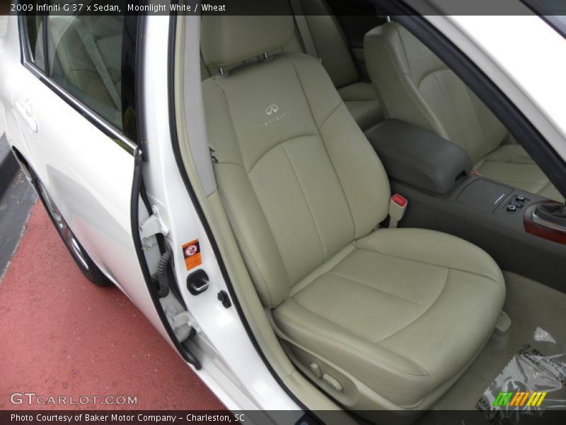 Moonlight White / Wheat 2009 Infiniti G 37 x Sedan
