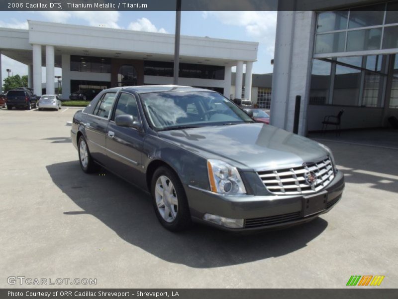 Titanium Metallic / Titanium 2006 Cadillac DTS