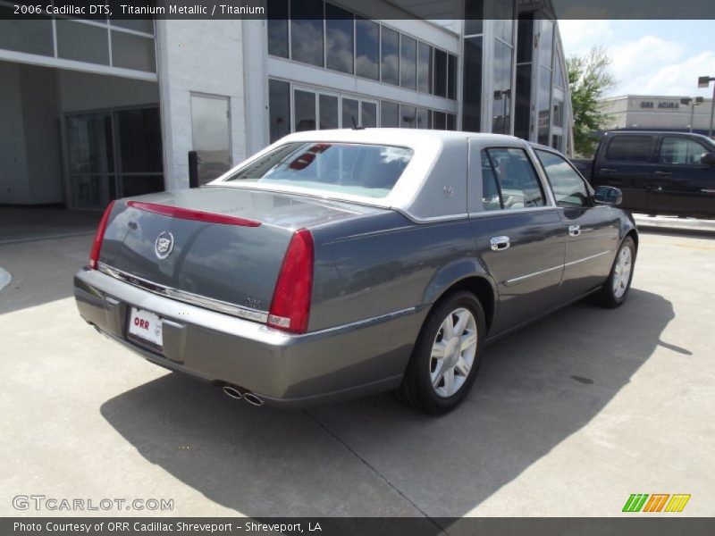 Titanium Metallic / Titanium 2006 Cadillac DTS